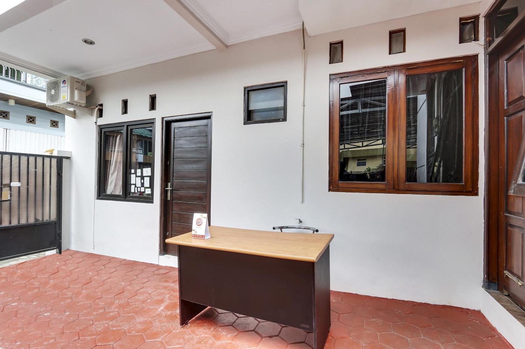 Oyo 91082 Nathania Exclusive Sleman  Esterno foto